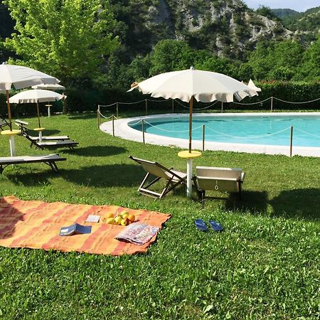 Relais Valguerriera ξενώνας Apecchio Εξωτερικό φωτογραφία