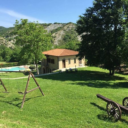 Relais Valguerriera ξενώνας Apecchio Εξωτερικό φωτογραφία