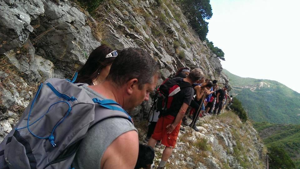 Relais Valguerriera ξενώνας Apecchio Εξωτερικό φωτογραφία